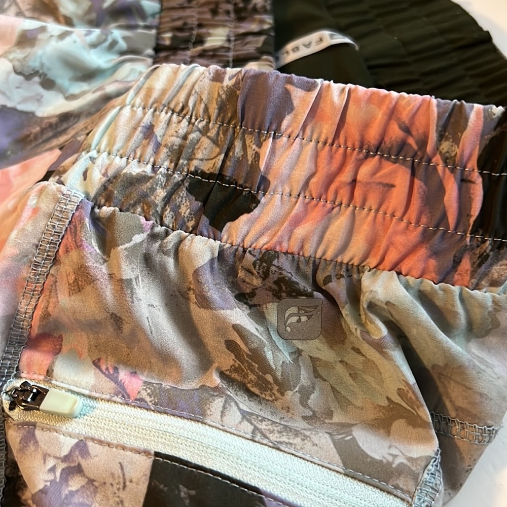 Fabletics Athletic Shorts - Built in Spandex - Floral w Hunter Green Spandex - Picture 3 of 6